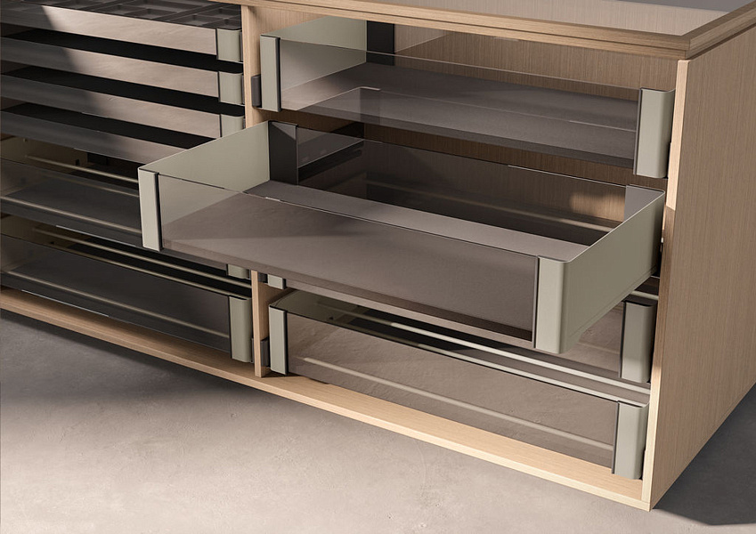 картинка КОМПЛЕКТ Полка внутренняя выдвижная со стеклом 450 мм, Конеро H 168 W 434-494 мм, без дна, ШАМПАНЬ (8486879853) от магазина Kessebohmer.shop