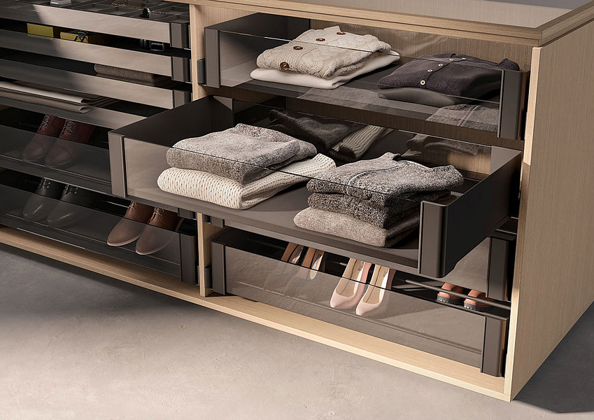 картинка КОМПЛЕКТ Полка внутренняя выдвижная со стеклом 320 мм, Конеро H 168 W 810-870 мм, без дна, ЧЕРНЫЙ (8386957021) от магазина Kessebohmer.shop