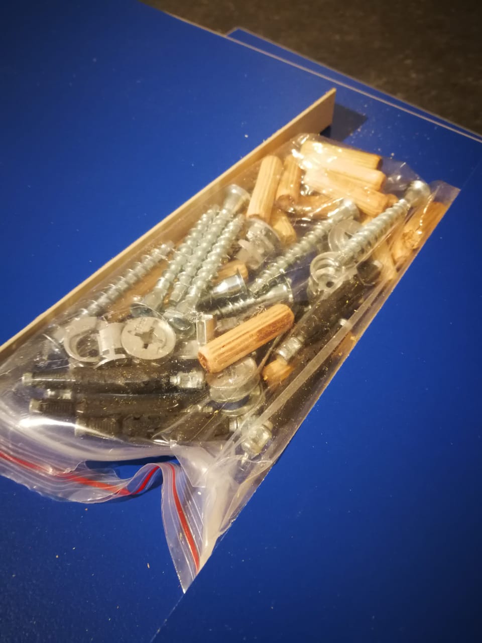 картинка Табуретка универсальная, материал - ЛДСП Egger (Австрия), размер 335х335х445 мм от магазина Kessebohmer.shop